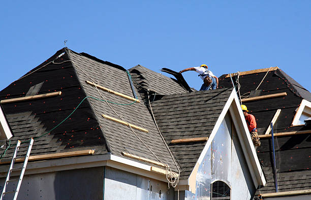 Best Roof Gutter Cleaning  in Parklawn, CA